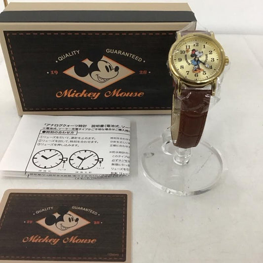 ディズニー Disney 腕時計 アナログ（クォーツ式） ラウンド ウォッチ 革ベルト腕時計 ミニーマウス キャラクター 茶 / ブラウン /  レディース USED 古着 中古 10145137