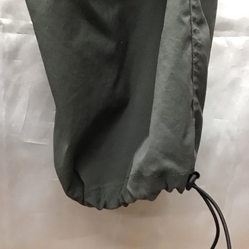 カリマー Karrimor パンツ ワークパンツ、ペインターパンツ ジャージ パンツ ワイドパンツ カジュアルパンツ L ロゴ、文字 灰 / グレー /  メンズ USED 古着 中古 10118396