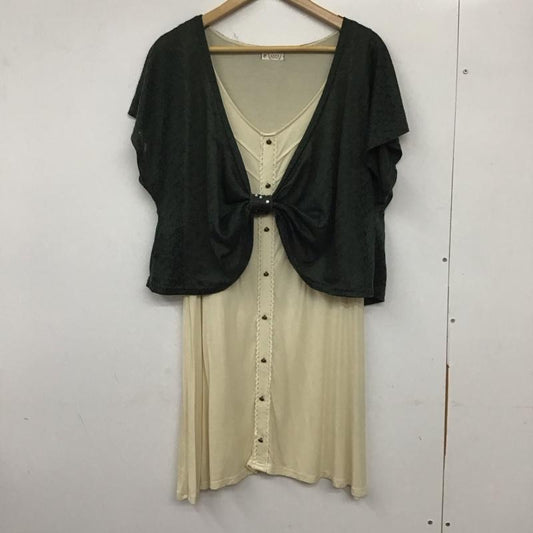 アクシーズファム axes femme ワンピース ひざ丈スカート ノースリーブロングワンピース フレアワンピース M 無地 ベージュ / ベージュ /  レディース USED 古着 中古 10135259