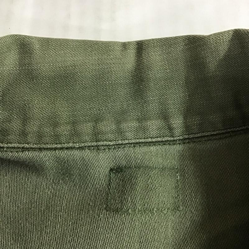 ミリタリー ミリタリー シャツ、ブラウス 半袖 ミリタリーシャツ 長袖シャツ ジャケット 無地 カーキ / カーキ /  メンズ USED 古着 中古 10115340