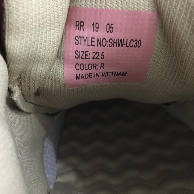 ヨネックス YONEX スニーカー スニーカー SHW-LC30 パワークッション 22.5cm ウォーキングシューズ 22.5cm ロゴ、文字 えんじ / ワインレッド /  レディース USED 古着 中古 10147932