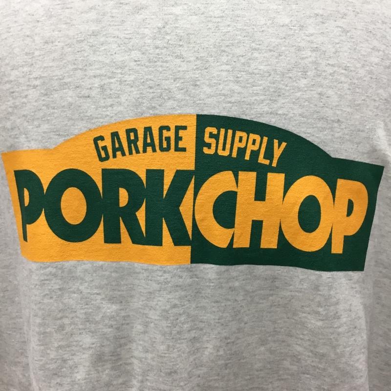 ポークチョップガレージサプライ PORKCHOP GARAGE SUPPLY Tシャツ 半袖 半袖カットソー プリントTシャツ クルーネックカットソー XL ロゴ、文字 灰 / グレー /  メンズ USED 古着 中古 10113869