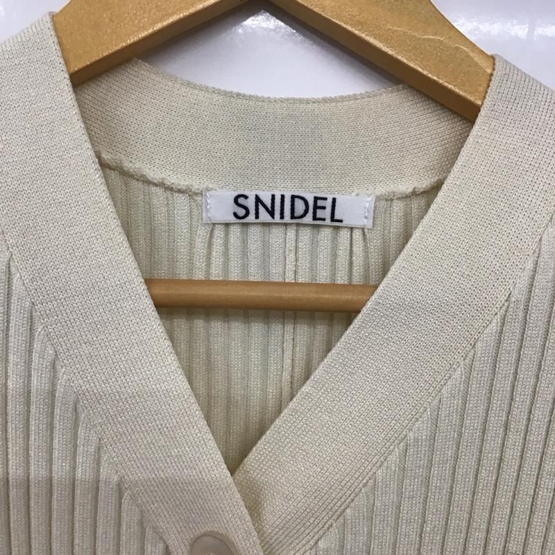 スナイデル SNIDEL ワンピース ロングスカート SWNO221074 2022SS フロントボタンリブニットワンピ ロングニットワンピース 無地 白 / ホワイト /  レディース USED 古着 中古 10136017