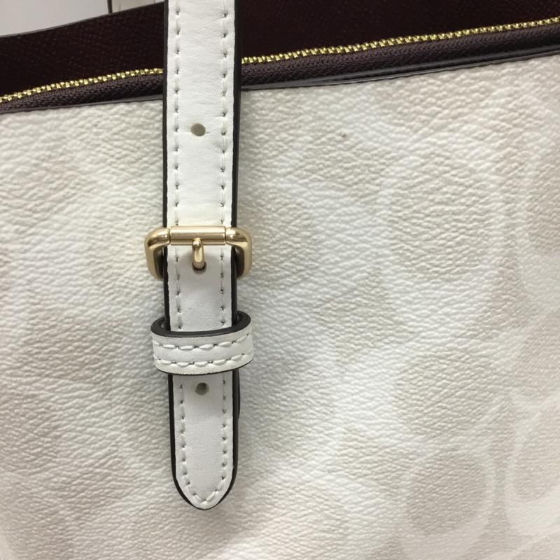 コーチ COACH ショルダーバッグ ショルダーバッグ C4250 シグネチャー 2WAY ハンドバッグ ロゴ、文字 白 / ホワイト /  レディース USED 古着 中古 10109577
