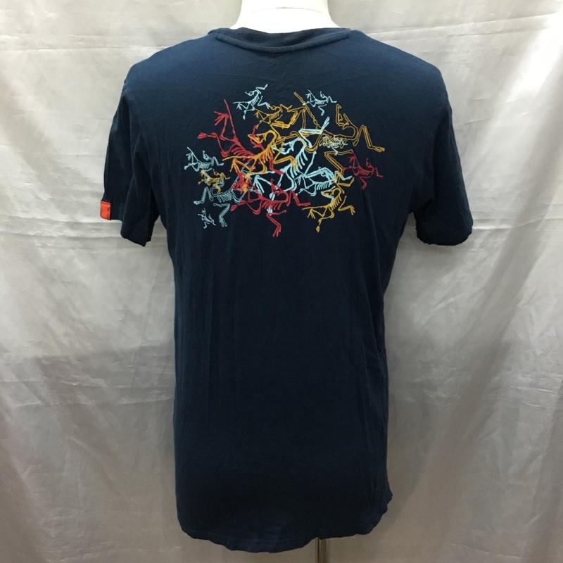 アークテリクス ARC TERYX Tシャツ 半袖 半袖カットソー プリントTシャツ クルーネックカットソー S ロゴ、文字 紺 / ネイビー /  メンズ USED 古着 中古 10122946