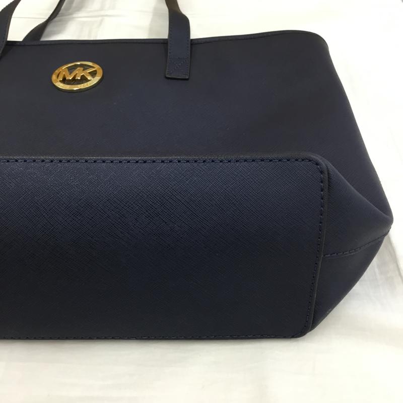 マイケルコース MICHAEL KORS トートバッグ トートバッグ ロゴ、文字 紺 / ネイビー /  レディース USED 古着 中古 10136417