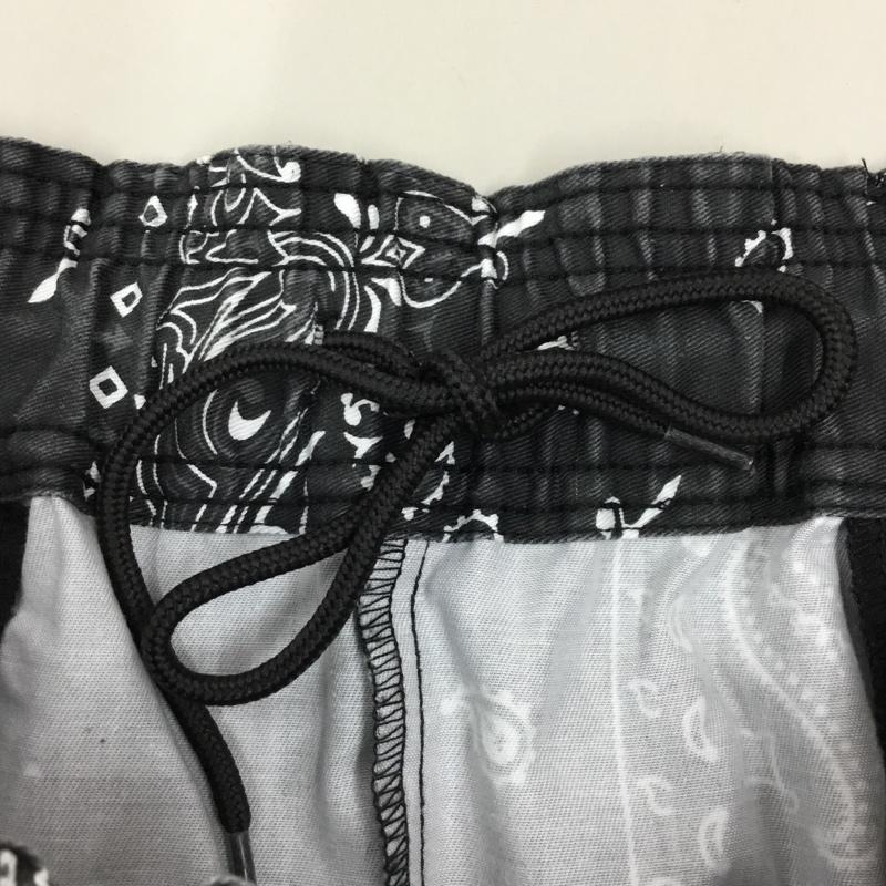 フリークスストア FREAK S STORE パンツ ワークパンツ、ペインターパンツ ワークパンツ ワイドパンツ カジュアルパンツ 総柄 40 プリント 黒 / ブラック / X 白 / ホワイト /  メンズ USED 古着 中古 10120076