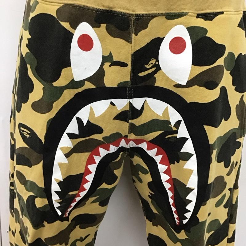 アベイシングエイプ A BATHING APE パンツ スラックス サルカモ スウェットパンツ シャーク M カモフラージュ柄・迷彩 マルチカラー / マルチカラー /  レディース USED 古着 中古 10108307