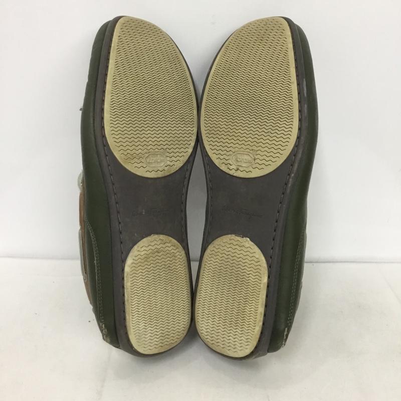 サルヴァトーレフェラガモ Salvatore Ferragamo カジュアルシューズ カジュアルシューズ デッキシューズ 10 2E ロゴ、文字 白 / ホワイト / X 茶 / ブラウン / X カーキ / カーキ /  メンズ USED 古着 中古 10133283