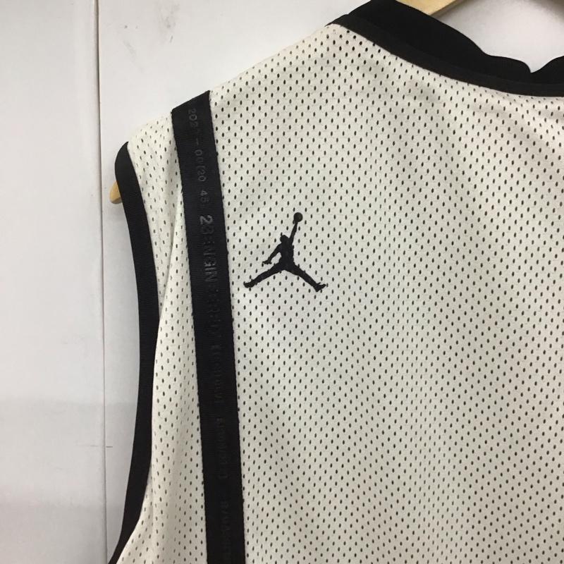 エアジョーダン AIR JORDAN ベスト ベスト dm1387-030 エンジニアドベスト ユーティリティベスト ジョーダン メッシュベスト XL ロゴ、文字 白 / ホワイト / X 紺 / ネイビー /  メンズ USED 古着 中古 10129592