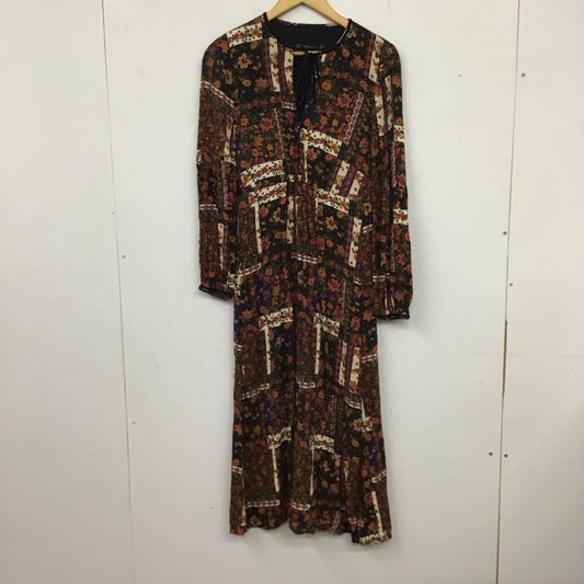 ザラ ZARA TRAFALUC ワンピース ロングスカート 長袖ロングワンピース Ｖネック フレアワンピース XS 総柄 マルチカラー / マルチカラー /  レディース USED 古着 中古 10136022