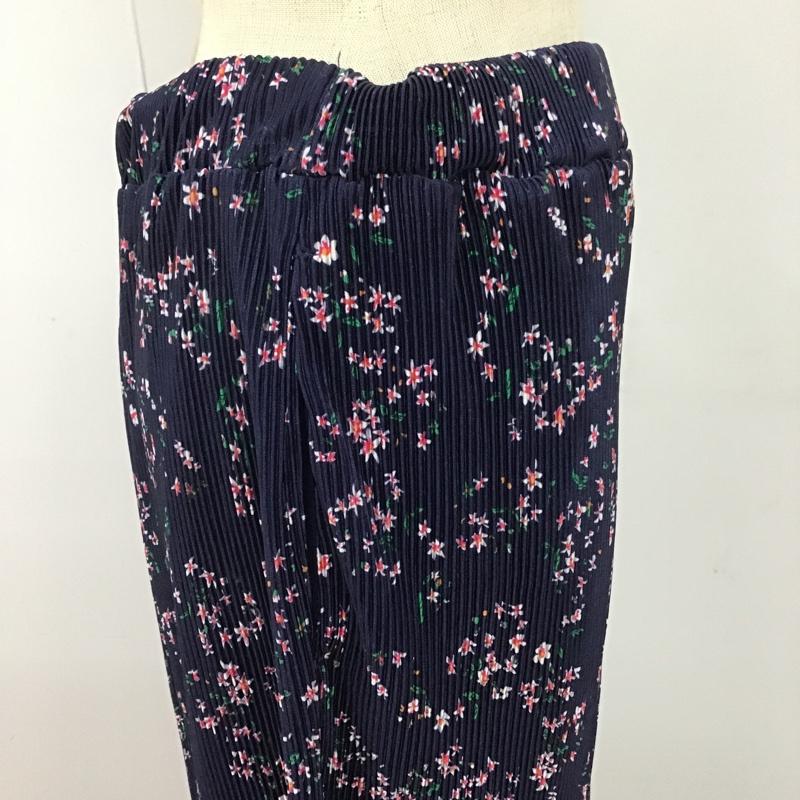 ニコアンド niko and... ボトムス ボトムス ST73CL03TO ガウチョパンツ ワイドパンツ プリーツ 4 花柄 紺 / ネイビー /  レディース USED 古着 中古 10107143