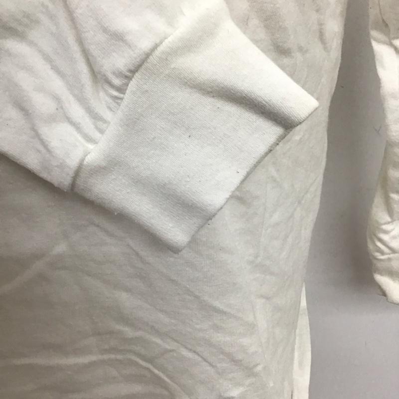 アベイシングエイプ A BATHING APE カットソー 長袖 長袖カットソー クルーネックカットソー ロングスリーブカットソー プリントTシャツ M ロゴ、文字 白 / ホワイト /  メンズ USED 古着 中古 10124704