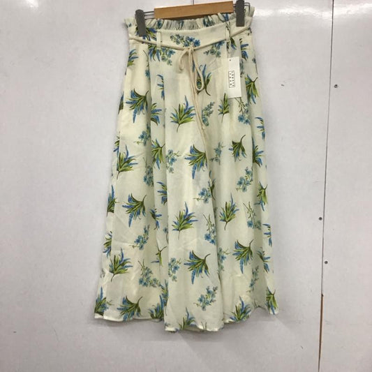 ローリーズファーム LOWRYS FARM パンツ スラックス lf517005ak ワイドパンツ 七分丈パンツ 総柄パンツ カジュアルパンツ FREE プリント マルチカラー / マルチカラー /  レディース USED 古着 中古 10136111