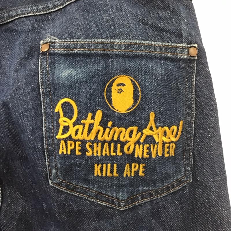 アベイシングエイプ A BATHING APE パンツ デニム、ジーンズ デニムパンツ ストレッチパンツ スリムパンツ カジュアルジーンズ M 無地 インディゴ / インディゴ /  メンズ USED 古着 中古 10107184