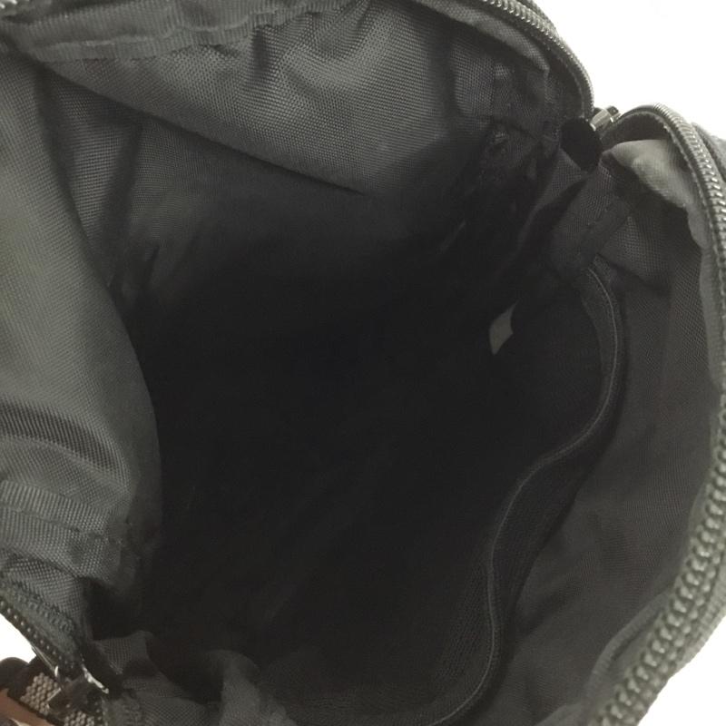 シュプリーム Supreme ショルダーバッグ ショルダーバッグ 18SS Shoulder Bag ロゴ、文字 黒 / ブラック /  メンズ USED 古着 中古 10145846