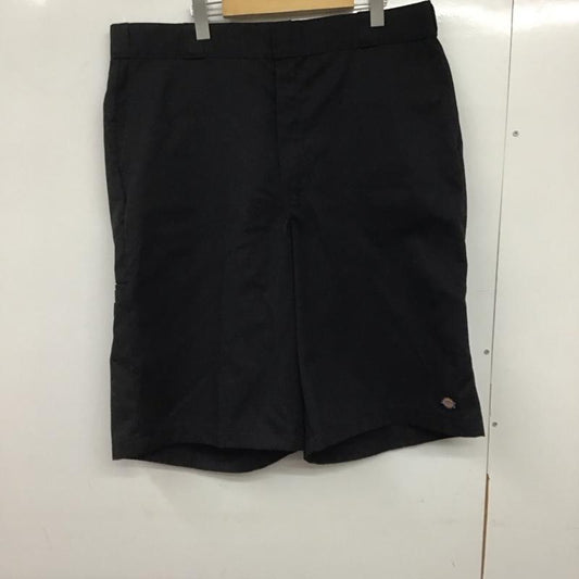 ディッキーズ Dickies パンツ ショートパンツ ハーフパンツ ショートパンツ カジュアルパンツ 40インチ ロゴ、文字 黒 / ブラック /  メンズ USED 古着 中古 10145058