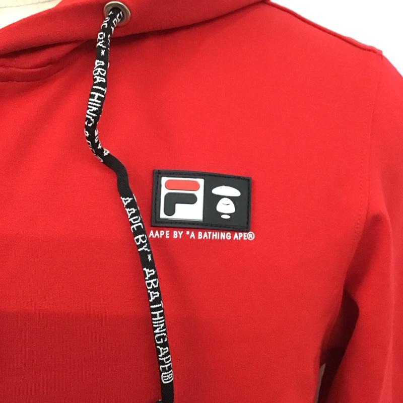 アベイシングエイプ A BATHING APE パーカー 長袖 長袖パーカー フード付きパーカー プリントスウェット ジップアップパーカー fila L ロゴ、文字 赤 / レッド /  メンズ USED 古着 中古 10122112