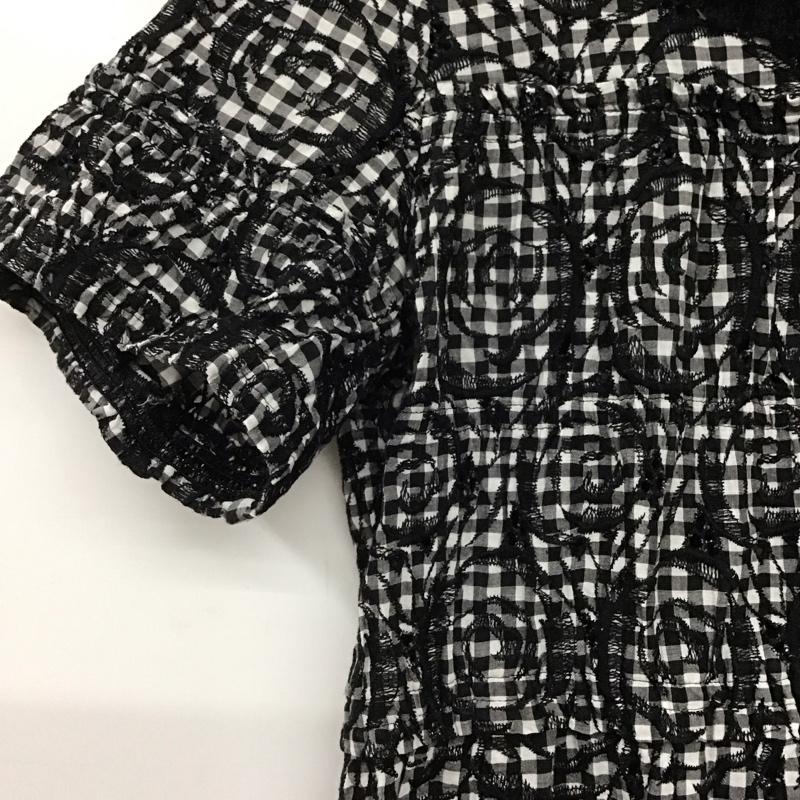 インゲボルグ INGEBORG ワンピース ミニスカート 半袖ワンピース フレアスカート クルーネック ミニスカート 刺繍 白 / ホワイト / X 黒 / ブラック /  レディース USED 古着 中古 10142680