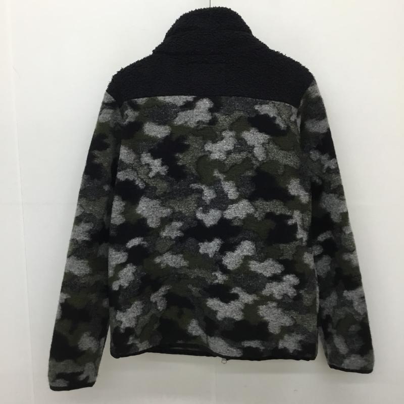 ザノースフェイス THE NORTH FACE ジャケット、上着 ジャケット、ブレザー NA2183N フリースジャケット　カモ L カモフラージュ柄・迷彩 緑 / グリーン /  メンズ USED 古着 中古 10137453