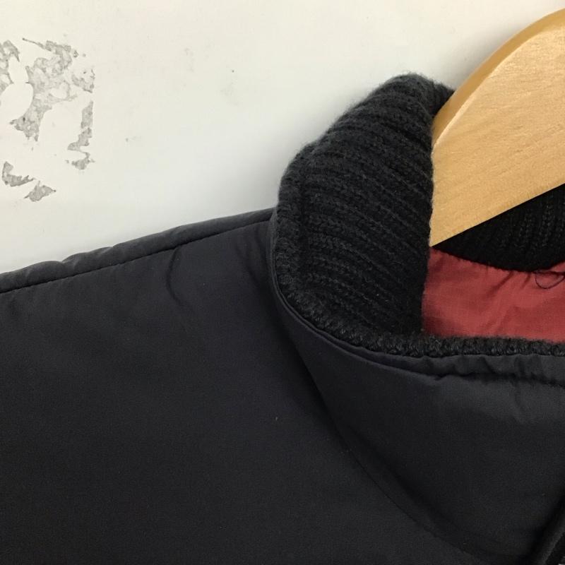アバクロンビーアンドフィッチ ABERCROMBIE&FITCH ベスト ベスト ジップアップベスト ダウンベスト ノースリーブ M ロゴ、文字 紺 / ネイビー /  メンズ USED 古着 中古 10128692