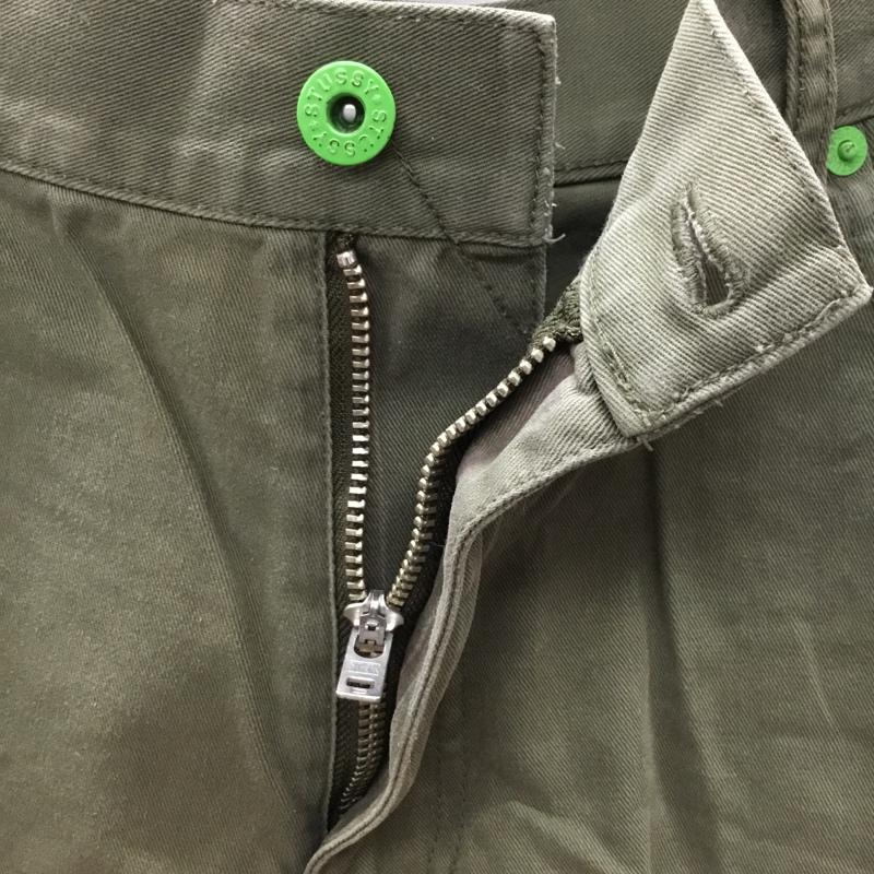 ステューシー STUSSY パンツ ショートパンツ ハーフパンツ ショートパンツ カジュアルパンツ 34 ロゴ、文字 カーキ / カーキ /  メンズ USED 古着 中古 10109356