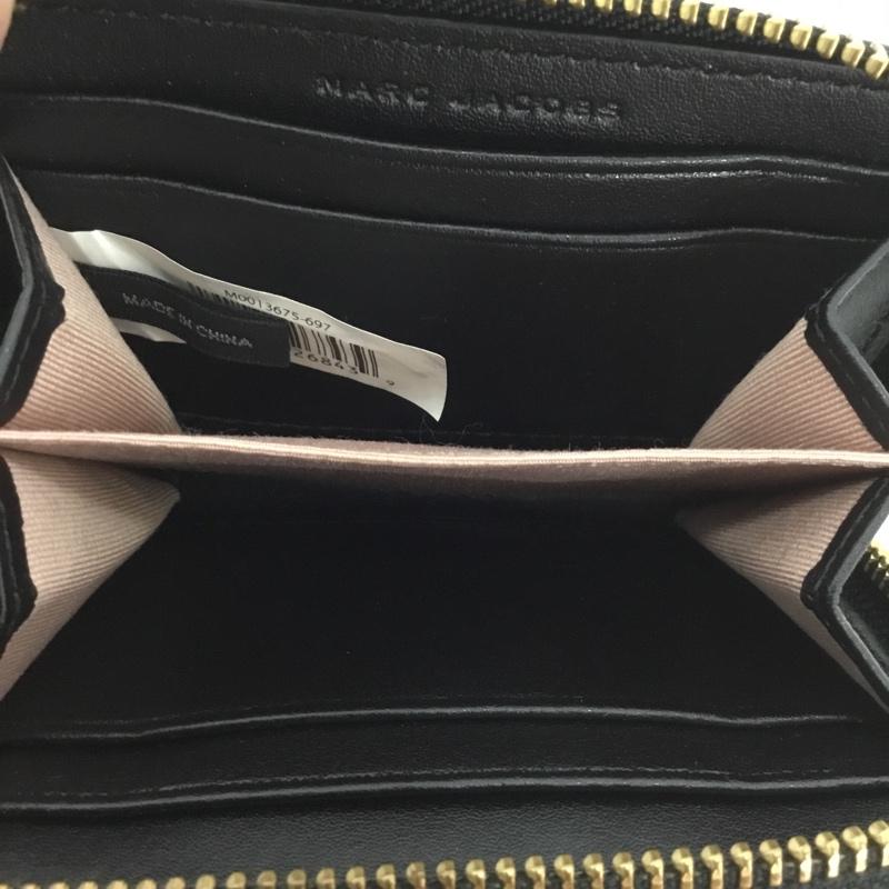 マークジェイコブス MARCJACOBS カードケース カードケース M0013675-697 ラウンドファスナー ロゴ、文字 桃 / ピンク / X ベージュ / ベージュ /  レディース USED 古着 中古 10136342