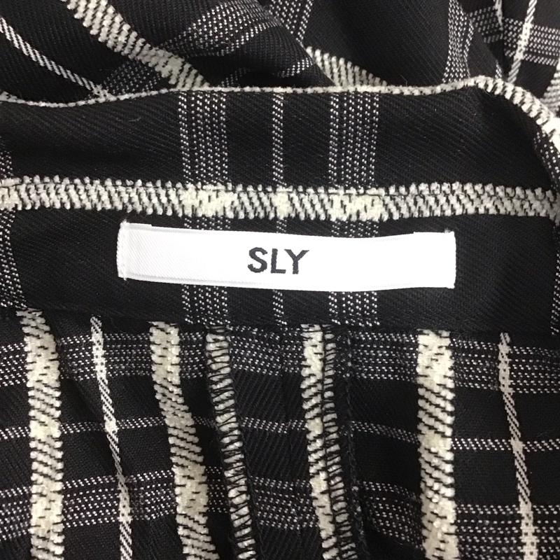 スライ SLY ワンピース ひざ丈スカート 030eaa33-3330 JQ LINE CHECK SH ワンピース 1 チェック 白 / ホワイト / X 黒 / ブラック /  レディース USED 古着 中古 10108513