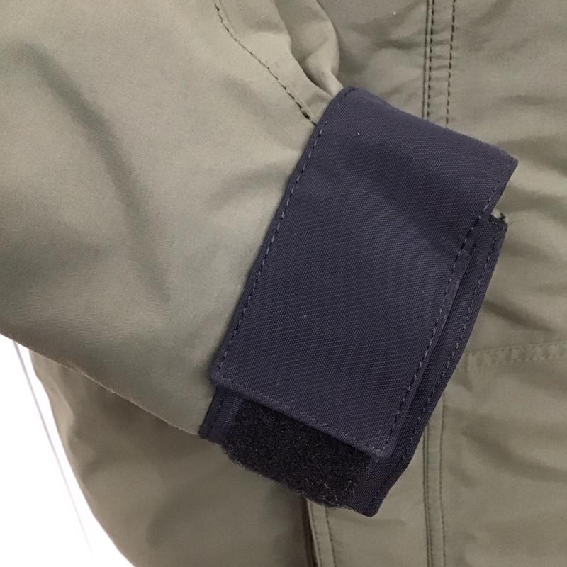 ザノースフェイス THE NORTH FACE ジャケット、上着 ダウンジャケット ND91930 マウンテンダウンジャケット S ロゴ、文字 カーキ / カーキ / X 黒 / ブラック /  メンズ USED 古着 中古 10123291
