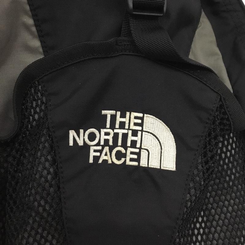ザノースフェイス THE NORTH FACE リュックサック、デイパック リュックサック、デイバッグ NM07450 RECON バックパック ロゴ、文字 黒 / ブラック / X 灰 / グレー /  メンズ USED 古着 中古 10146487
