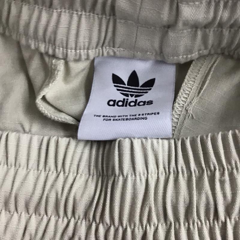 アディダス adidas パンツ ショートパンツ ショートパンツ ハーフパンツ カジュアルパンツ 無地 マルチカラー / マルチカラー /  メンズ USED 古着 中古 10123692