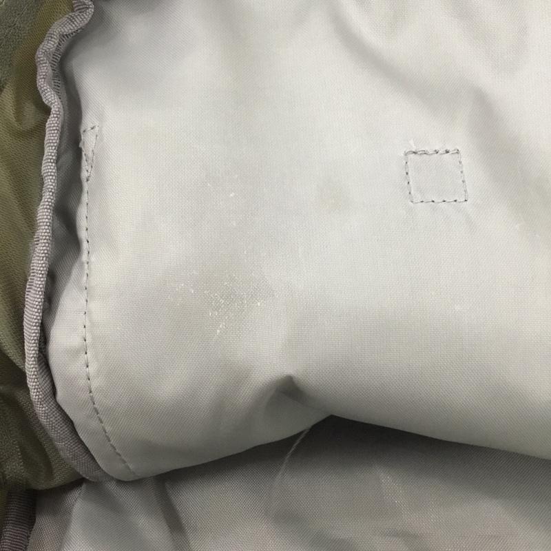 コロンビア Columbia リュックサック、デイパック リュックサック、デイバッグ 122 PU8428 バックパック ロゴ、文字 カーキ / カーキ /  メンズ USED 古着 中古 10143933