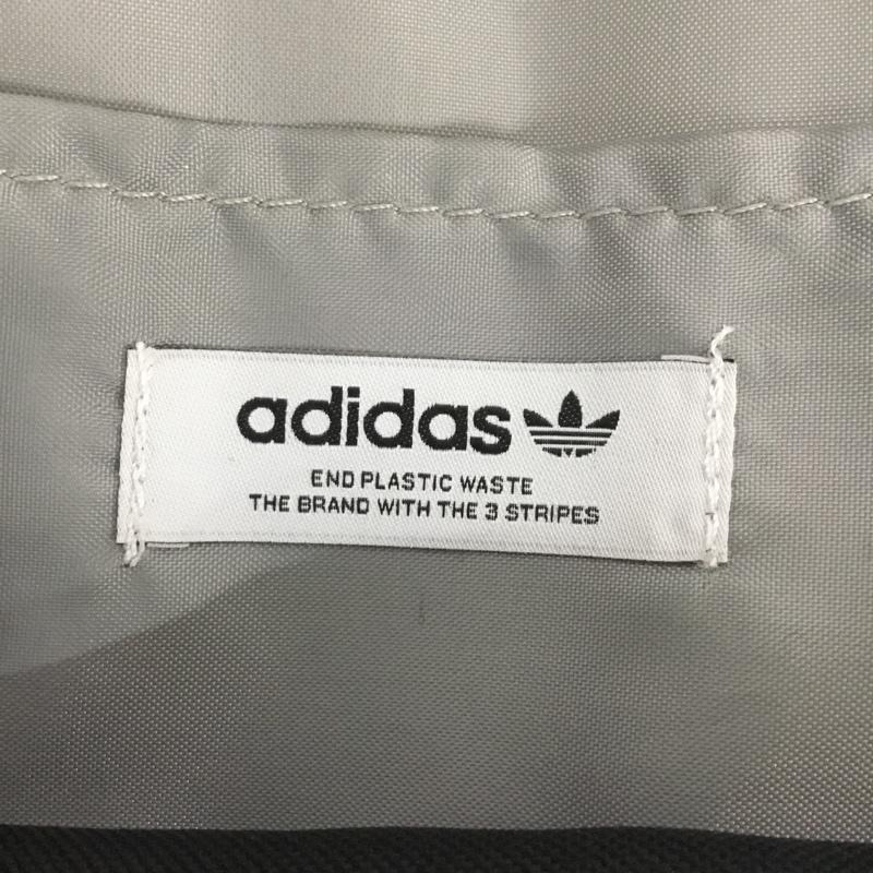 アディダス adidas リュックサック、デイパック リュックサック、デイバッグ H37065 アディカラークラシック バックパック SMALL ロゴ、文字 黒 / ブラック /  レディース USED 古着 中古 10133824