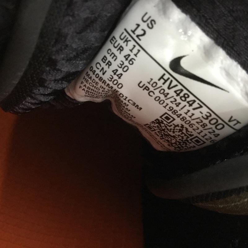 ナイキ NIKE スニーカー スニーカー HV4847-300 AIR ZOOM SPIRIDON SP UNDFTD 30cm 30.0cm ロゴ、文字 黒 / ブラック / X カーキ / カーキ /  メンズ USED 古着 中古 10141589