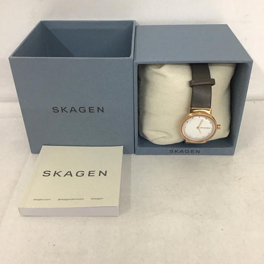 スカーゲン SKAGEN 腕時計 アナログ（クォーツ式） SKW2669 箱有 ロゴ、文字 灰 / グレー / X 金 / ゴールド /  レディース USED 古着 中古 10134115