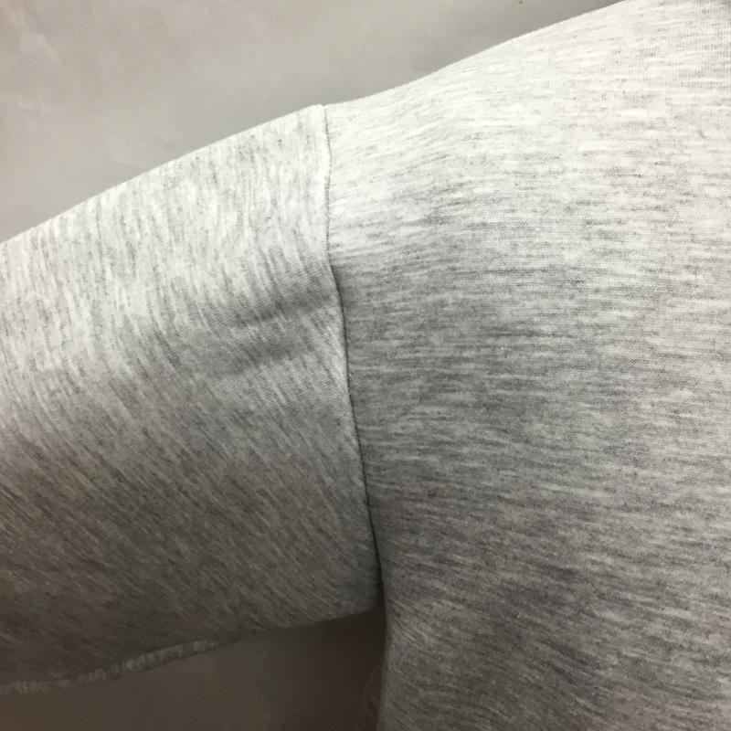 ザノースフェイス THE NORTH FACE パーカー 長袖 nt12286 テックエアースウェットワイドフーディ 長袖パーカー プルオーバーパーカー M ロゴ、文字 灰 / グレー /  メンズ USED 古着 中古 10122278