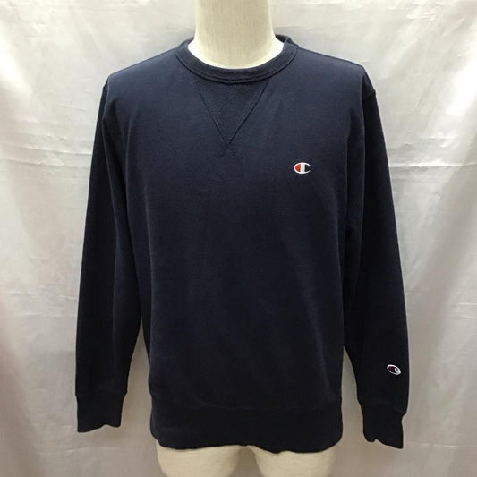 チャンピオン Champion トレーナー 長袖 c3-ls050 トレーナー クルーネックスウェット L ロゴ、文字 紺 / ネイビー /  メンズ USED 古着 中古 10116282