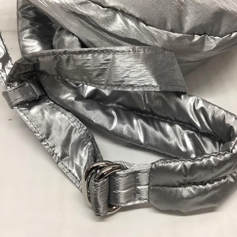 ローリーズファーム LOWRYS FARM ショルダーバッグ ショルダーバッグ LF823095PD ハーフムーンショルダーBAG 無地 銀 / シルバー /  レディース USED 古着 中古 10116446