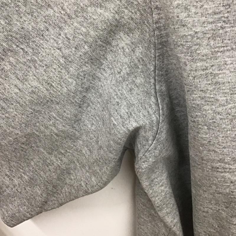 カーハート Carhartt Tシャツ 半袖 半袖カットソー プリントTシャツ クルーネックカットソー XXL ロゴ、文字 灰 / グレー /  メンズ USED 古着 中古 10131236