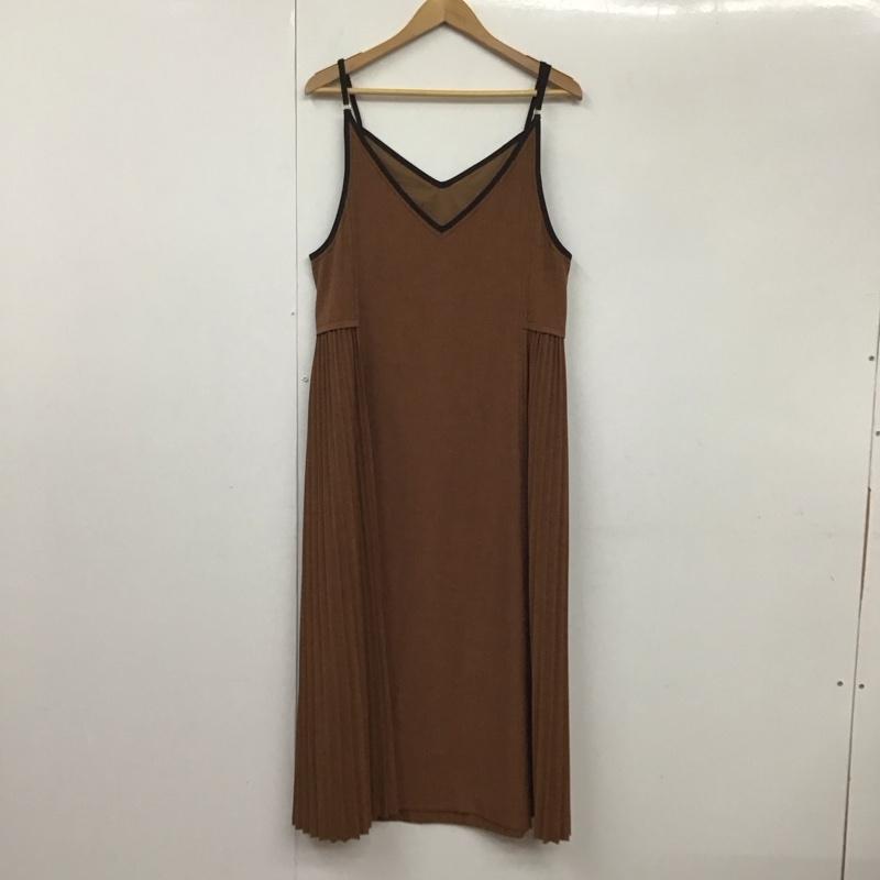 ラグナムーン LAGUNAMOON ワンピース ロングスカート 032050303101 サイドプリーツパイピングキャミワンピース FREE 無地 茶 / ブラウン /  レディース USED 古着 中古 10131489