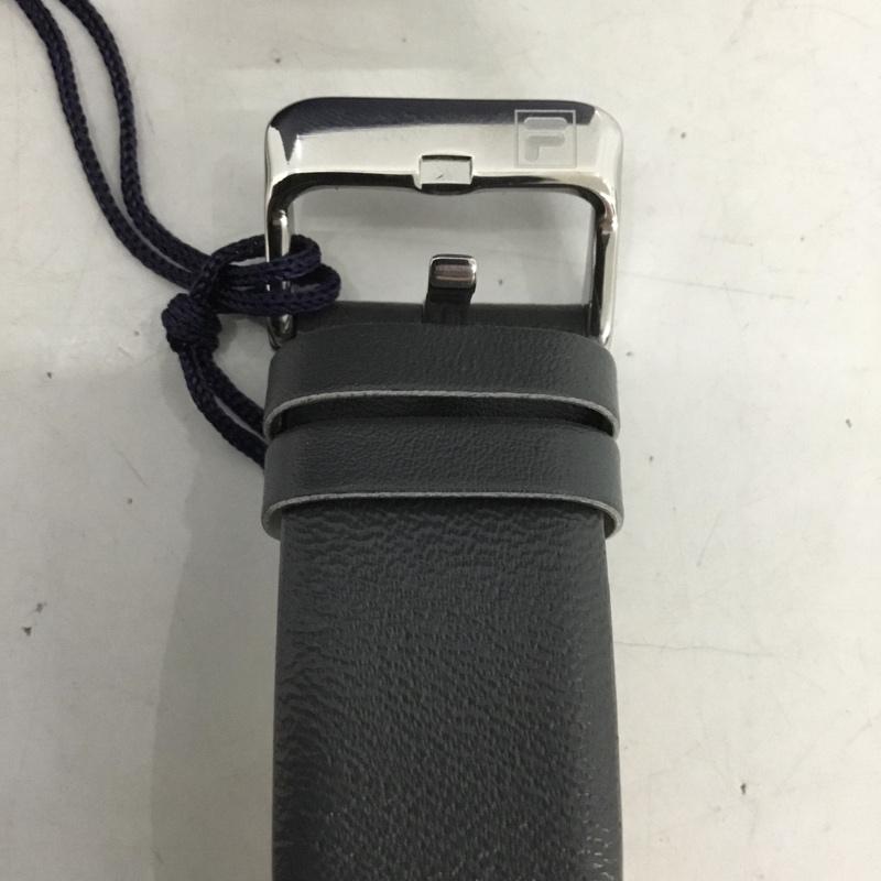 フィラ FILA 腕時計 アナログ（クォーツ式） 38-162-002 箱有 ロゴ、文字 灰 / グレー /  レディース USED 古着 中古 10134425