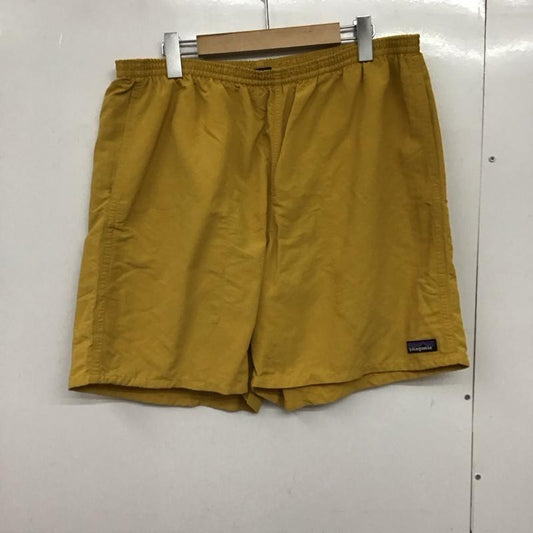 パタゴニア patagonia パンツ ショートパンツ 58034sp18 ショートパンツ L ロゴ、文字 黄 / イエロー /  メンズ USED 古着 中古 10151325