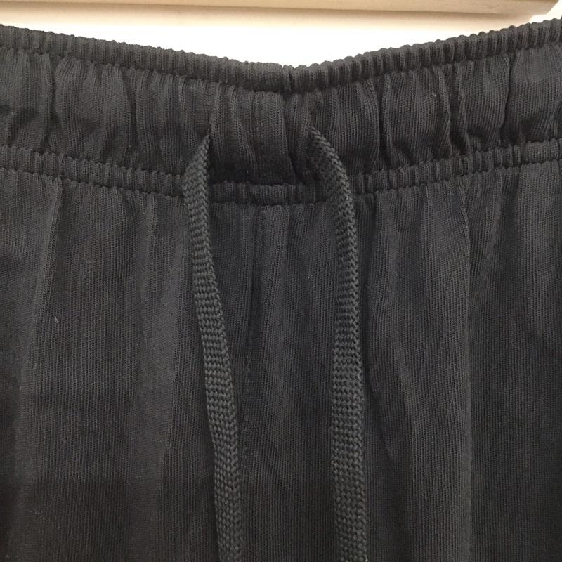 ナイキ NIKE パンツ ショートパンツ bv2773-010 スポーツウェア クラブフリース ショートパンツ XL ロゴ、文字 黒 / ブラック /  メンズ USED 古着 中古 10140888