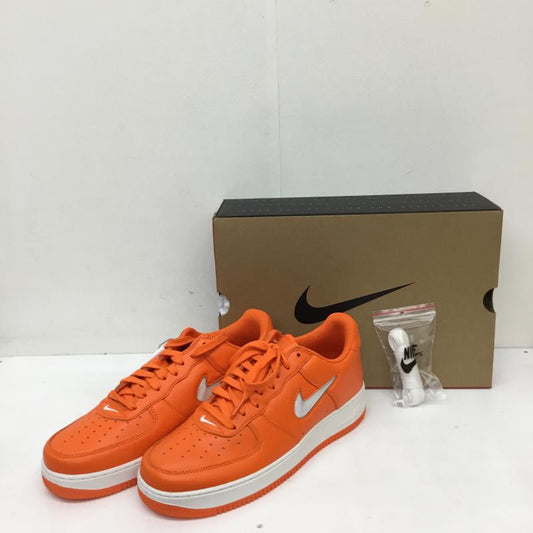 ナイキ NIKE スニーカー スニーカー FJ1044-800 AIR FORCE 1 LOW RETRO 28.0cm ロゴ、文字 橙 / オレンジ /  メンズ USED 古着 中古 10133944