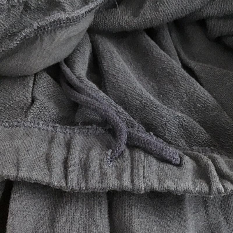 ナインティナインティ 9090 パンツ ワークパンツ、ペインターパンツ スウェットパンツ ワイドパンツ カジュアルパンツ M ロゴ、文字 紺 / ネイビー /  メンズ USED 古着 中古 10151163