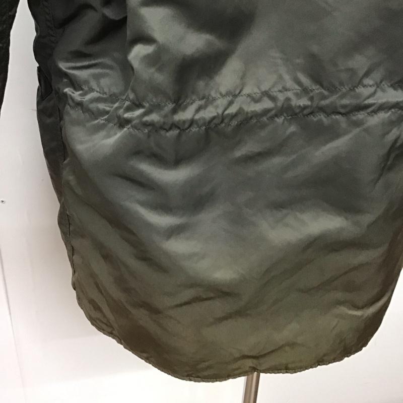 アルファインダストリー Alpha Industries ジャケット、上着 ジャンパー、ブルゾン 026200 ミリタリージャケット 中綿 フライトジャケット 3A382 L 無地 カーキ / カーキ /  メンズ USED 古着 中古 10122986