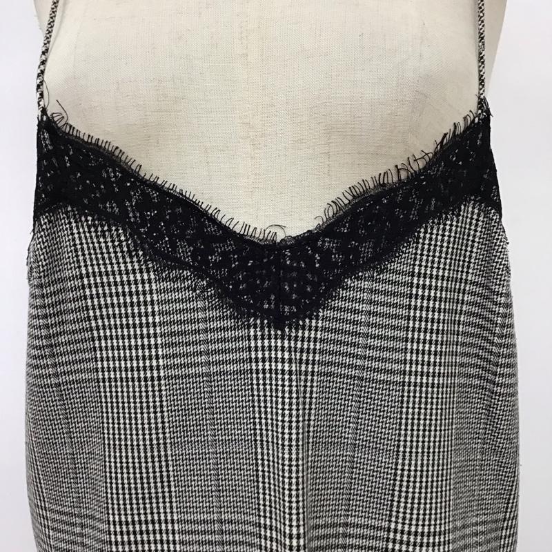 ザラ ZARA TRAFALUC ワンピース ひざ丈スカート ノースリーブワンピース カジュアルワンピース タイトワンピース XS 総柄 白 / ホワイト / X 黒 / ブラック /  レディース USED 古着 中古 10114484