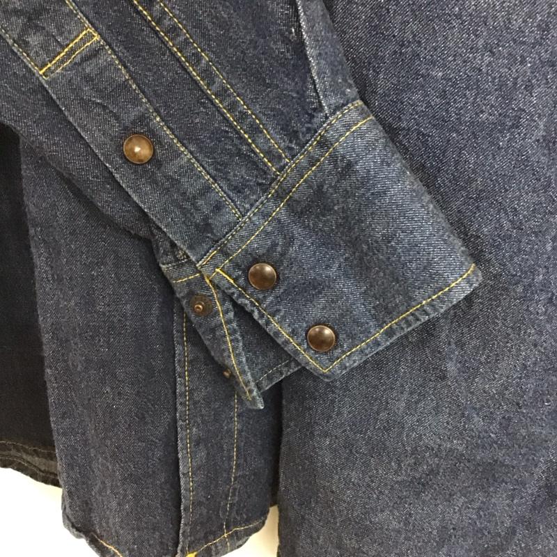リーバイス Levi s シャツ、ブラウス 長袖 長袖シャツ 無地シャツ カラーシャツ デニムシャツ L ロゴ、文字 インディゴ / インディゴ /  メンズ USED 古着 中古 10140853