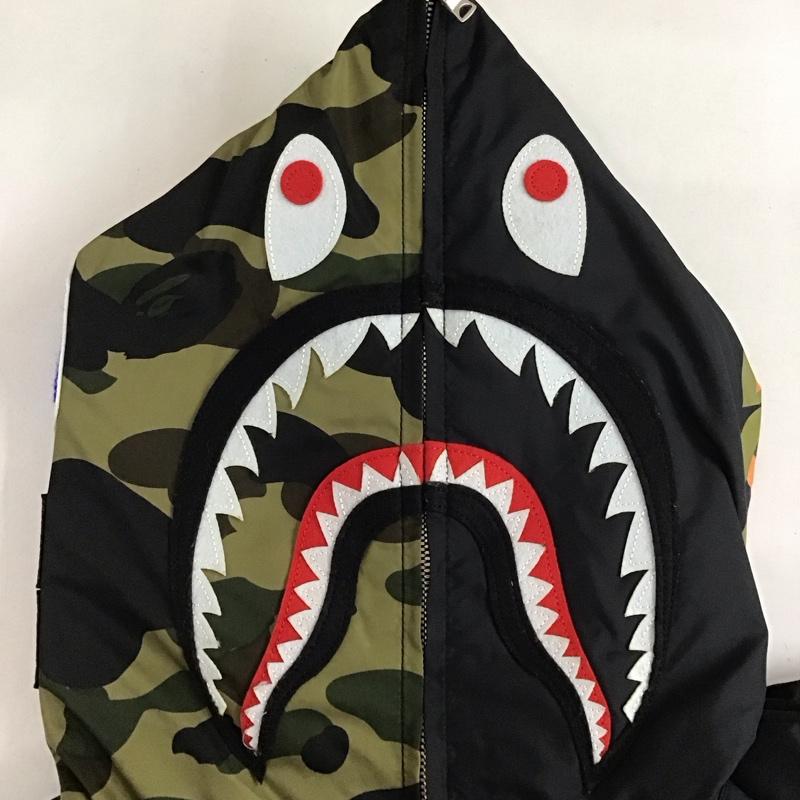 アベイシングエイプ A BATHING APE ジャケット、上着 ジャンパー、ブルゾン ジップアップジャケット ナイロンジャケット アウター XL ロゴ、文字 黒 / ブラック /  メンズ USED 古着 中古 10130960