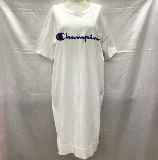 チャンピオン Champion ワンピース ひざ丈スカート CW-P308 カットソーワンピース 半袖 L ロゴ、文字 白 / ホワイト /  レディース USED 古着 中古 10116768
